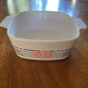 1 Corning Ware 1.5 Quart Silk & Roses Baking Dish